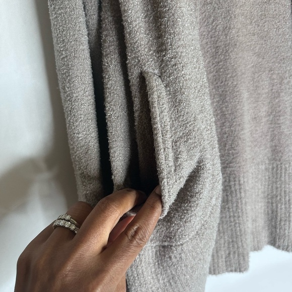 Max & Mia Cardigan - Picture 5 of 6